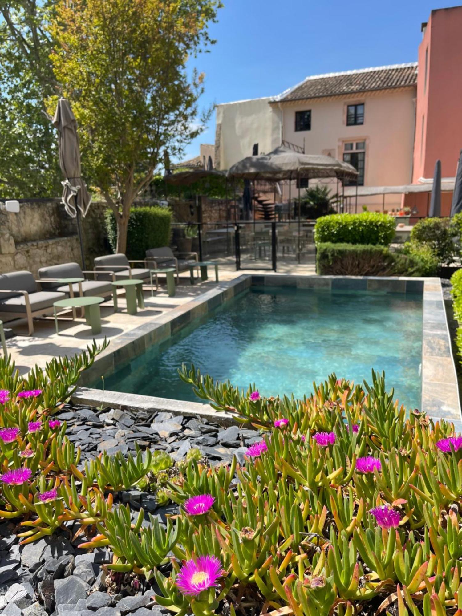 Le Victoria Boutique Hotel Saint-Paul-Trois-Chateaux Exterior photo