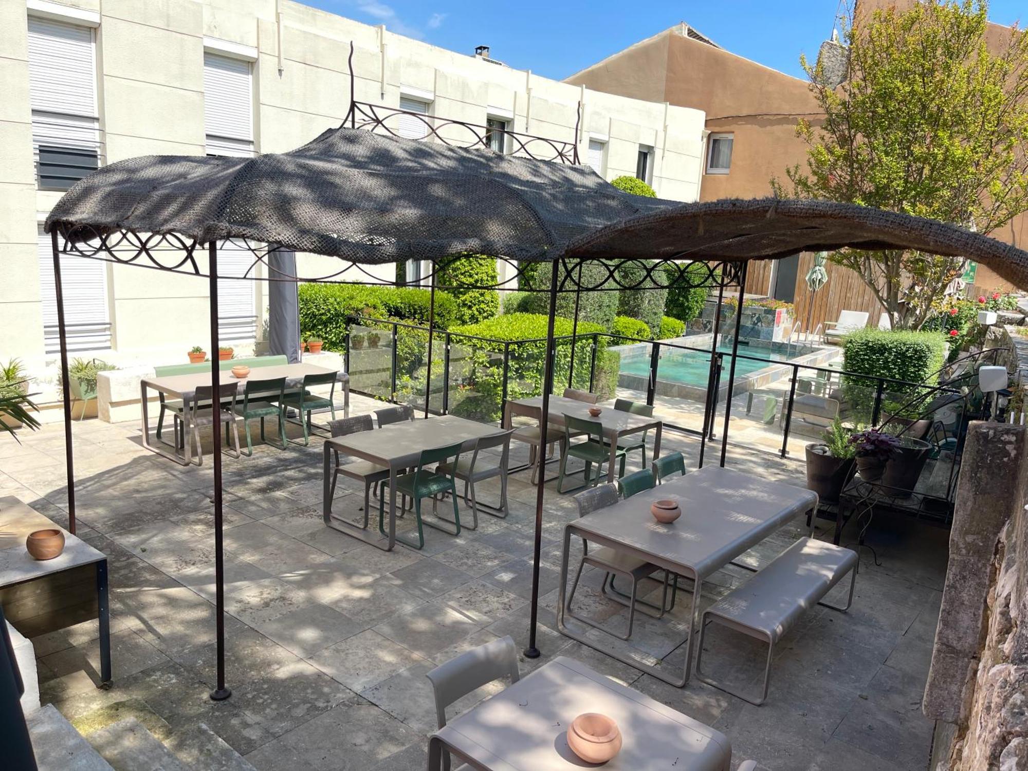 Le Victoria Boutique Hotel Saint-Paul-Trois-Chateaux Exterior photo